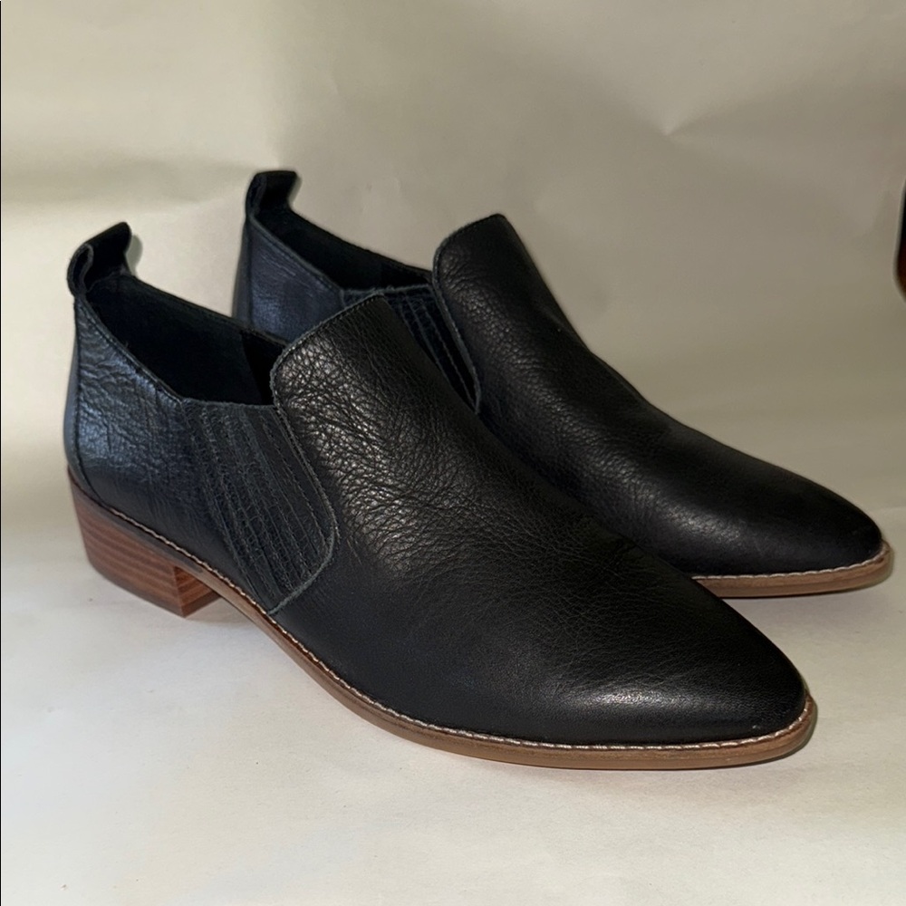 Lucky Brand Black Ankle Booties Classic Design